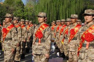 终场哨响泰山激情庆祝&球迷痛哭，川崎全队傻眼目光呆滞坐地无助